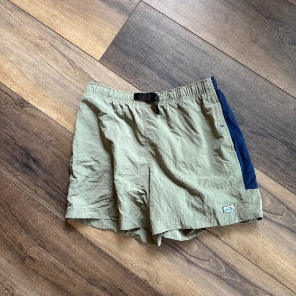 Vintage Cargo Shorts Size Small - Picture 1 of 4